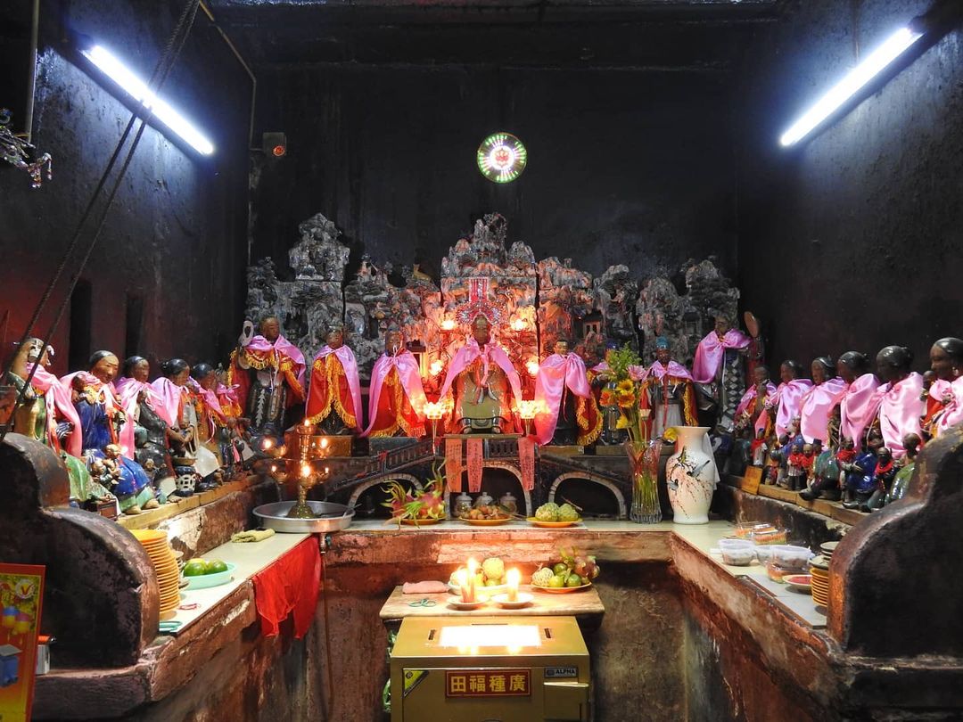 ✨ Top 4 Things to Do at the Jade Emperor Pagoda